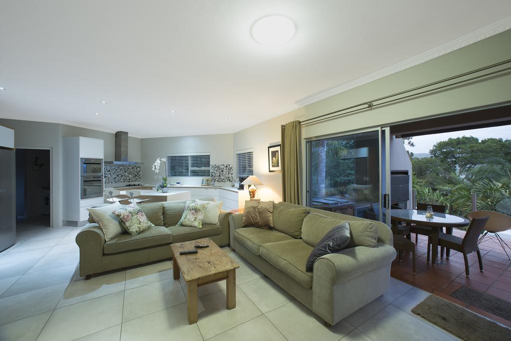 Lagoon View Villa Книсна Екстериор снимка